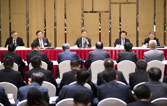 汪洋韩正分别参加全国两会一些团组讨论和审议