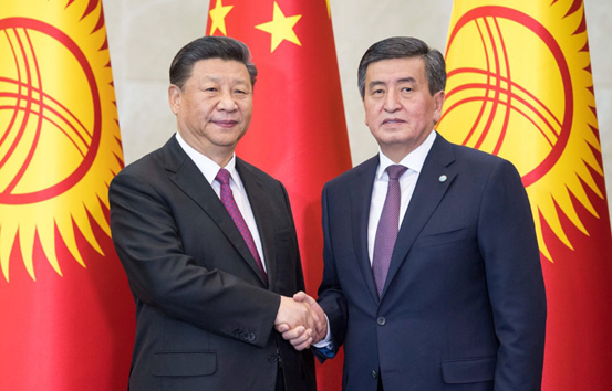 习近平同吉尔吉斯斯坦总统热恩别科夫会谈