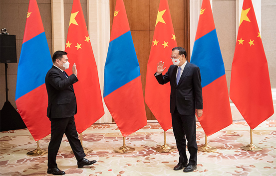 李克强会见蒙古国总理奥云额尔登